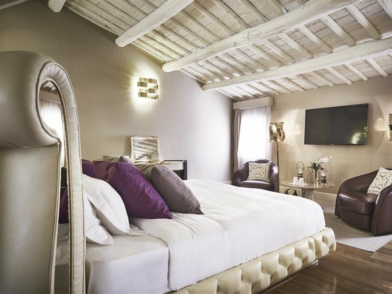 The 5* Roma
